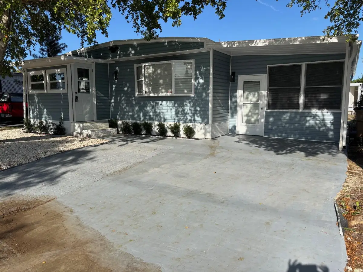 5010 NW 2nd Avenue, Deerfield Beach, FL 33064 - Image #1