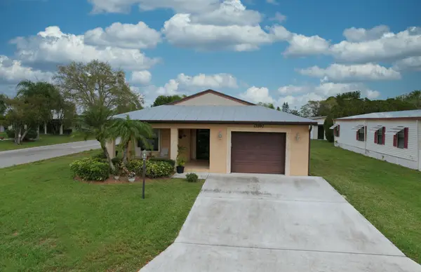 13990 Zorzal Avenue, Fort Pierce, FL 34951