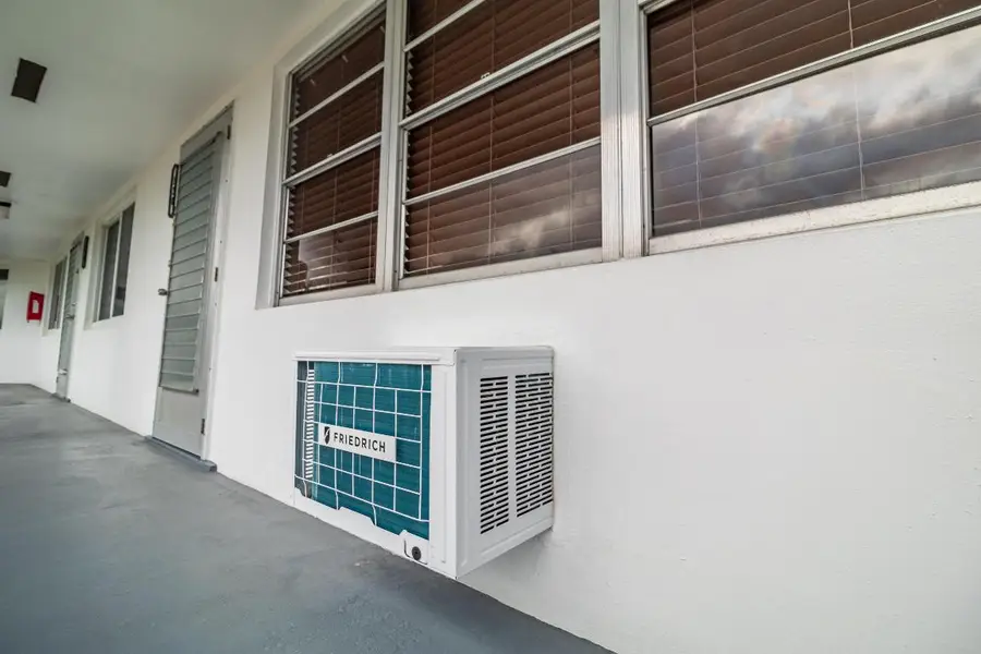 120 Northampton #F, West Palm Beach, FL 33417 - #2