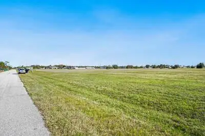 2016 Ne 17th Ter, Cape Coral, FL 33909 - Image #2