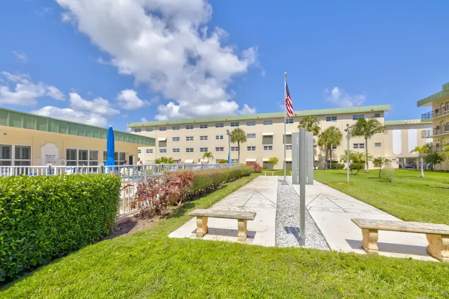 806 SE 7th Street #201, Deerfield Beach, FL 33441 - Image #3