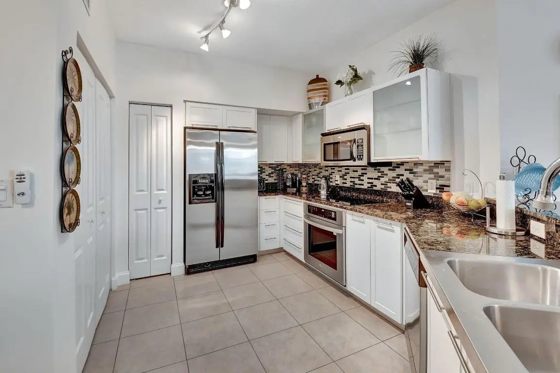 225 NE 1st Street #214, Delray Beach, FL 33444 - Image #1