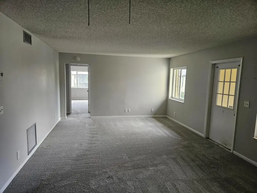 5991 Whispering Pine Way #D-2, Greenacres, FL 33463 - Image #3