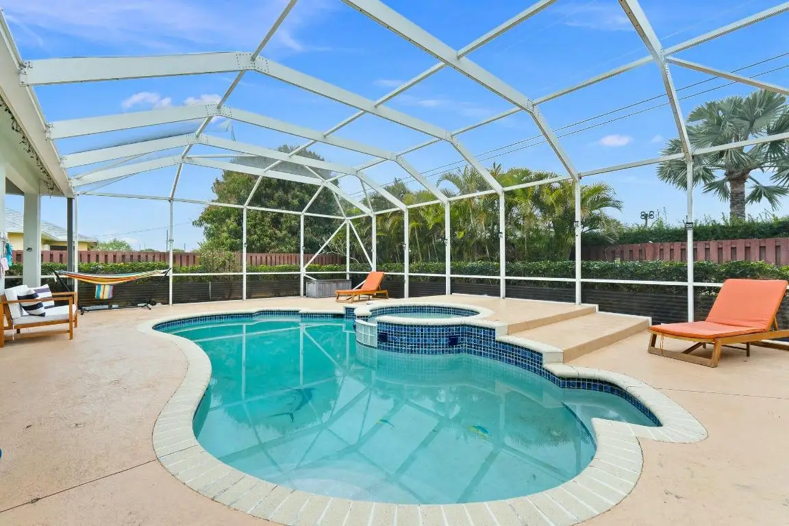 833 SW Janette Avenue, Port Saint Lucie, FL 34953 - Image #1