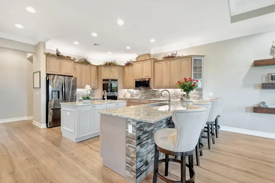 7715 Maywood Crest Drive, Palm Beach Gardens, FL 33412 - Image #2