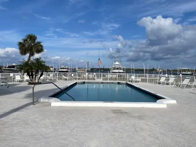 2424 N Federal Highway #106, Boynton Beach, FL 33435 - Image #2