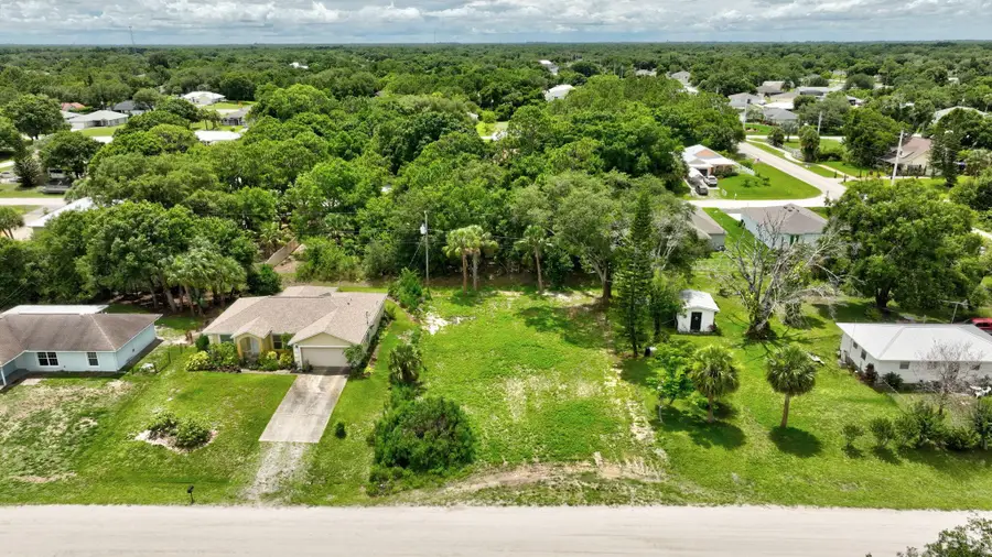 8665 99th Av Avenue, Vero Beach, FL 32967 - Image #2