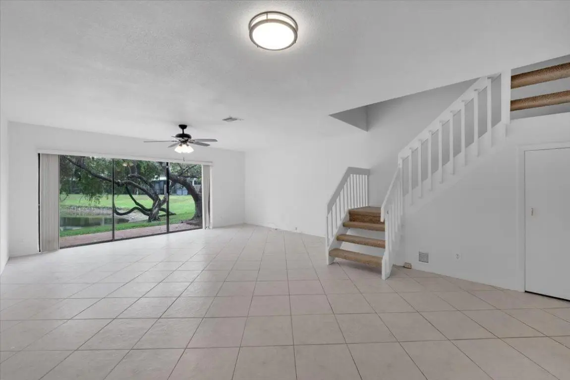 4718 NW 82nd Avenue #1706, Lauderhill, FL 33351 - Image #1