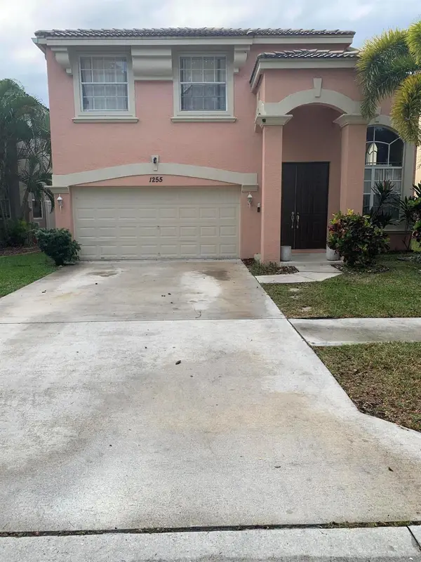 1255 Oakwater Drive, Royal Palm Beach, FL 33411