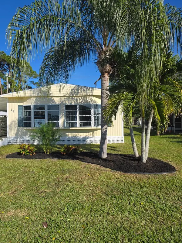 49 Camino Del Rio, Port St Lucie, FL 34952