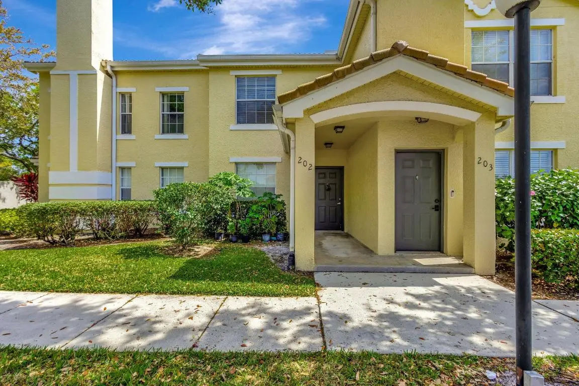 170 SW Peacock Boulevard #36-202, Port Saint Lucie, FL 34986 - Image #1