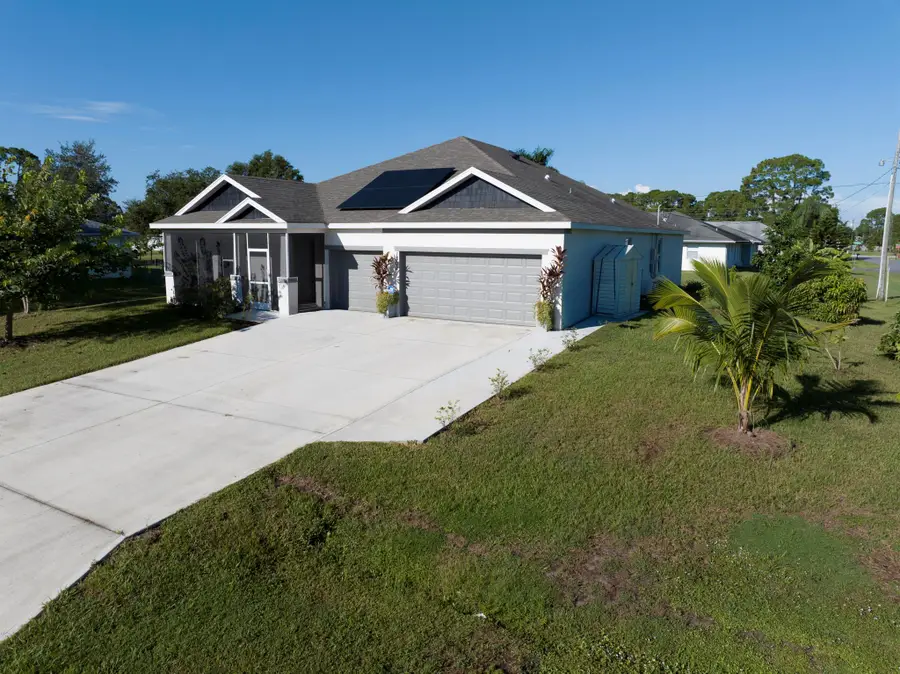 1302 SE Naples Lane, Port Saint Lucie, FL 34983 - Image #2