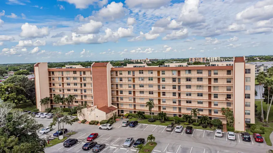 14671 Bonaire Boulevard #602, Delray Beach, FL 33446 - Image #2