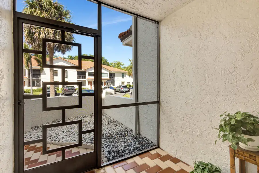 9680 Sills Drive E #102, Boynton Beach, FL 33437 - Image #2