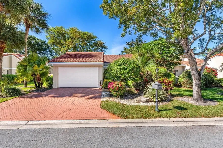 19 Glens Drive W, Boynton Beach, FL 33436 - Image #3