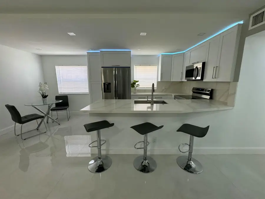 440 Saxony J, Delray Beach, FL 33446 - Image #3