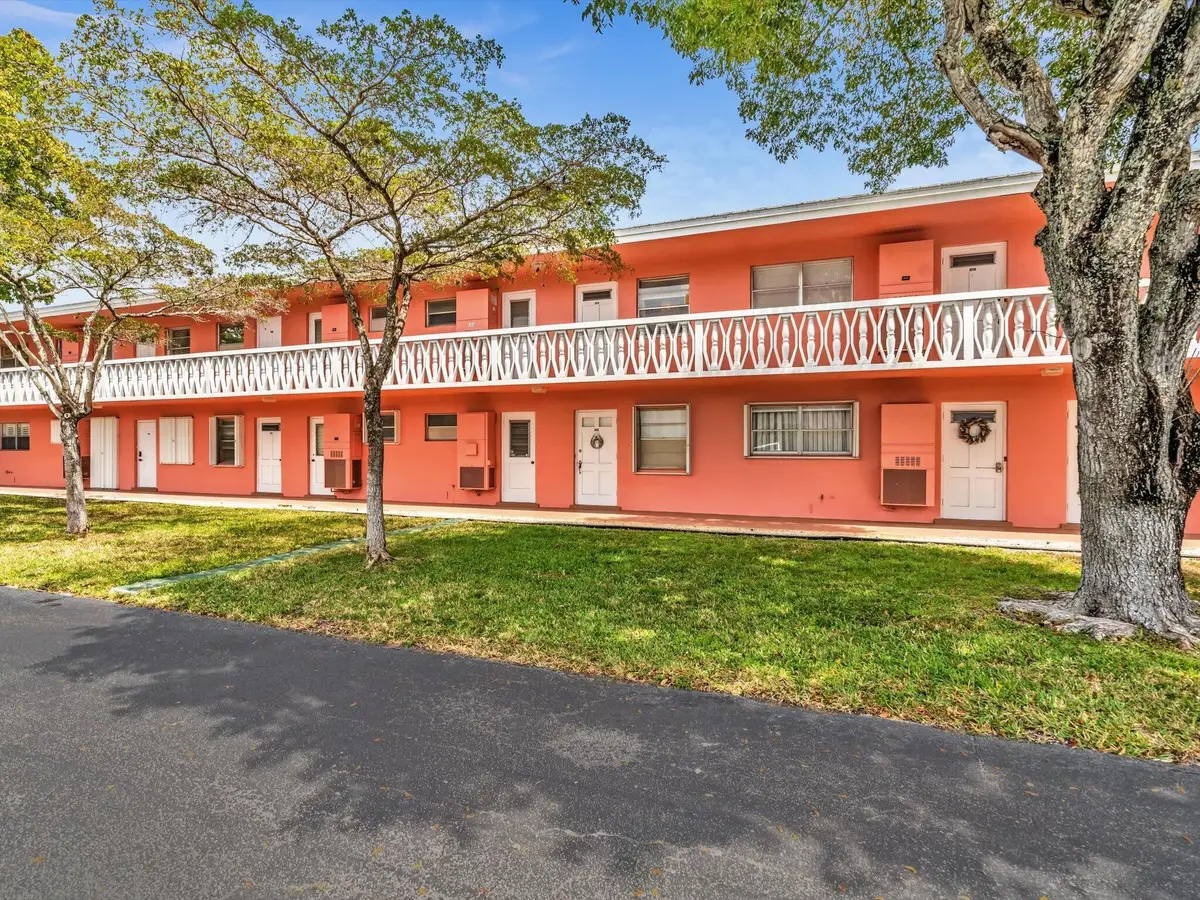 300 NE 20th Street #605, Boca Raton, FL 33431 - Image #1