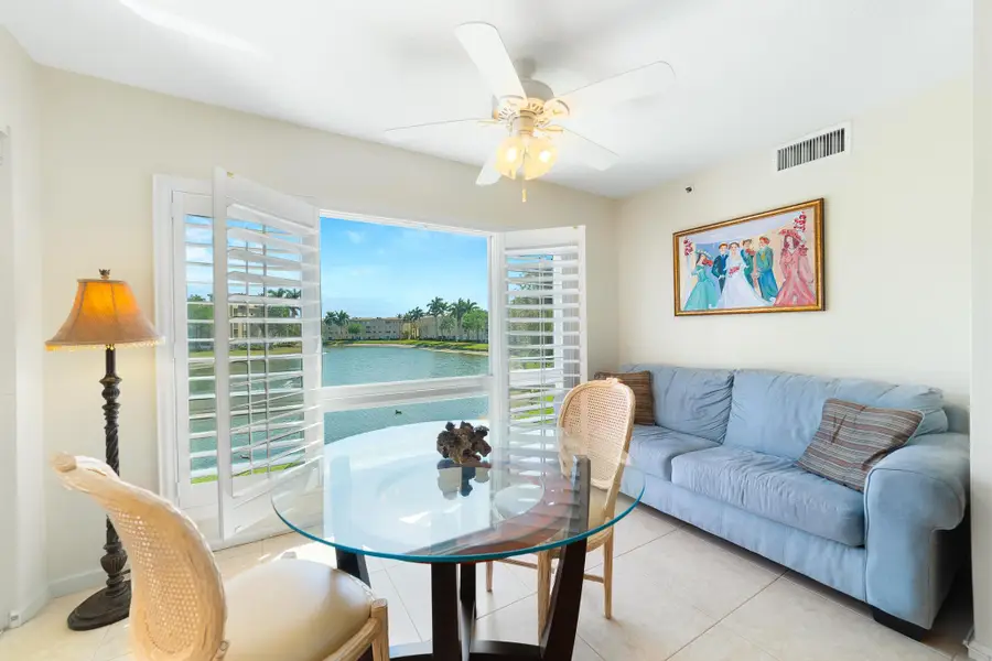 12560 Majesty Circle #208, Boynton Beach, FL 33437 - Image #2