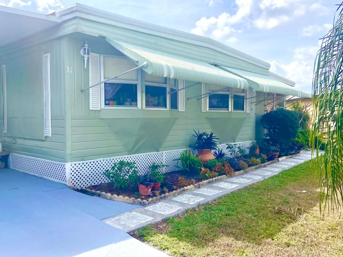 31 Grande Vista Way, Port Saint Lucie, FL 34952 - #1