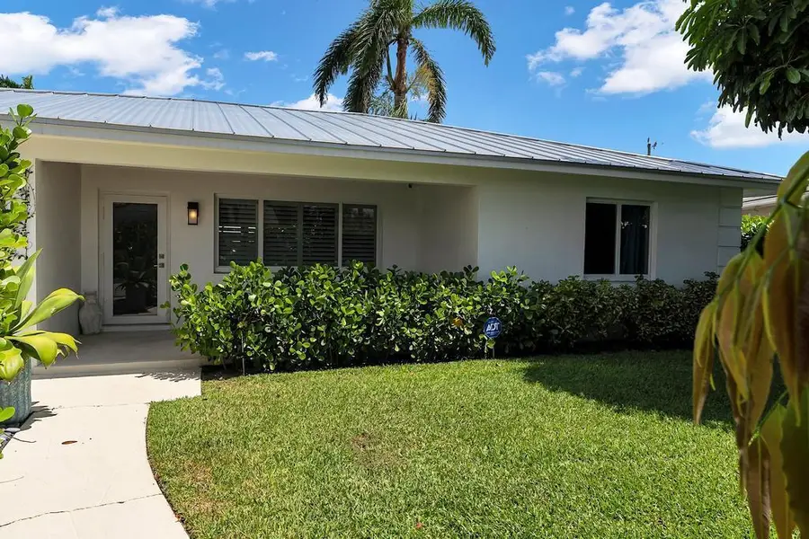 110 Wellesley Drive, Lake Worth Beach, FL 33460 - Image #2