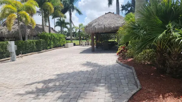 219 NW Chipshot Lane, Port St Lucie, FL 34986