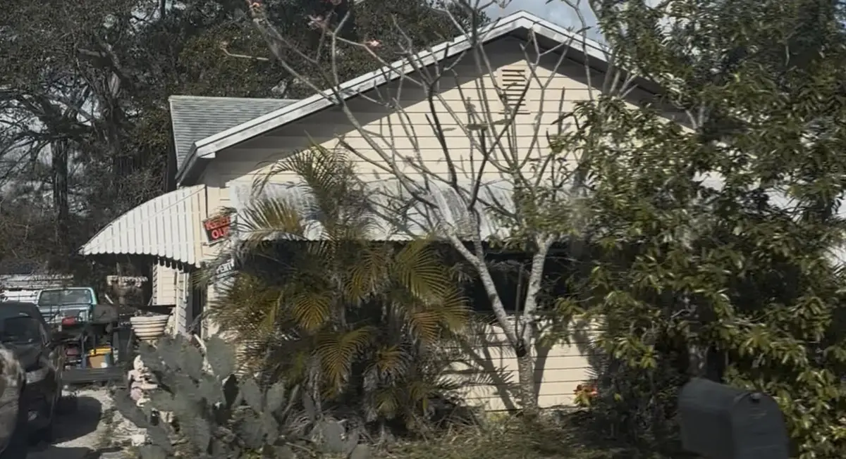 3837 Gulfstream Road, Palm Springs, FL 33461 - Image #1