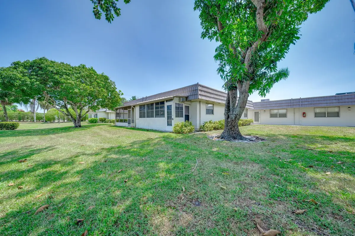 8 Valencia #A, Delray Beach, FL 33446 - Image #1