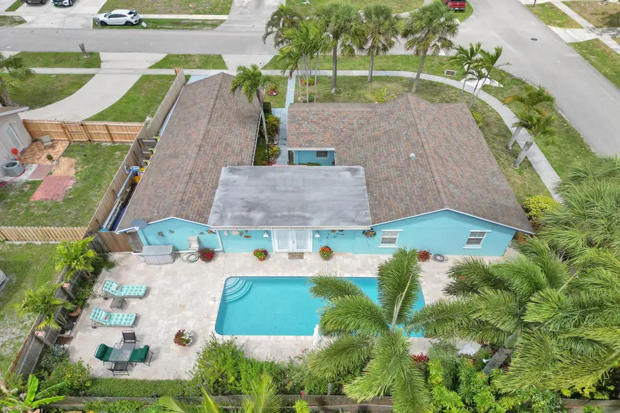 10290 Carmen Lane, Royal Palm Beach, FL 33411 - Image #2