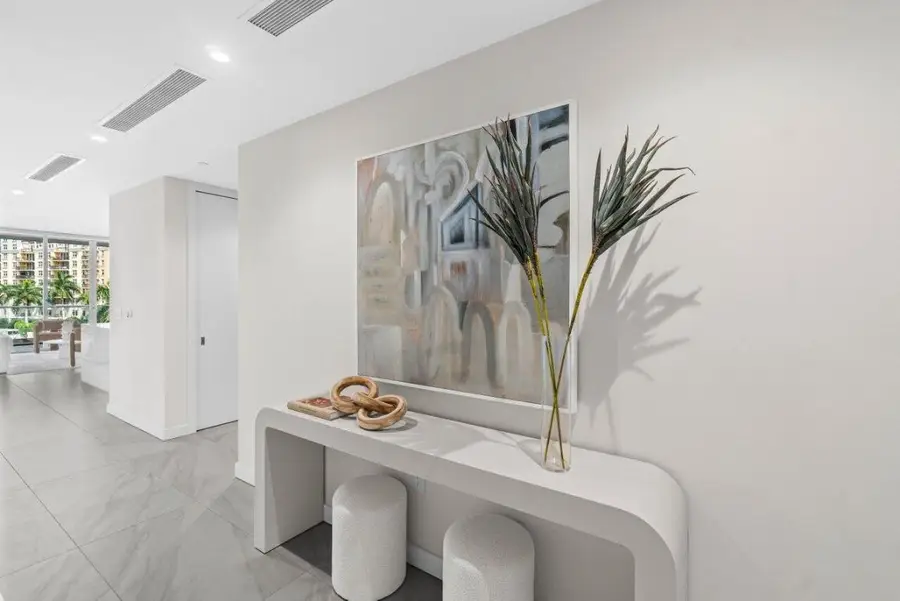 220 SE Mizner Boulevard #404, Boca Raton, FL 33432 - Image #3