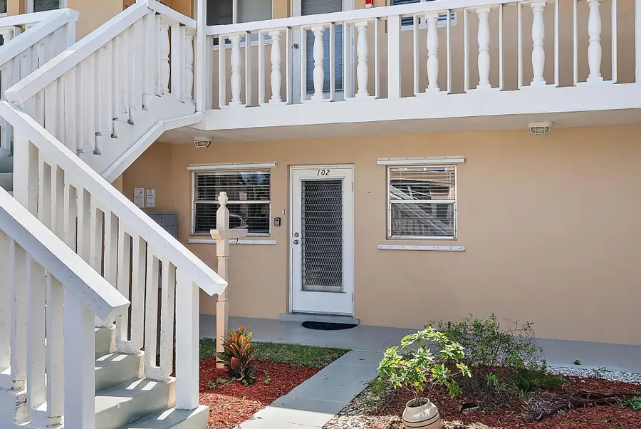 2164 NE 1st Way #102, Boynton Beach, FL 33435 - Image #2