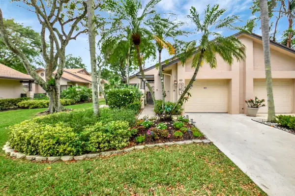5231 Fairway Woods Drive #3311, Delray Beach, FL 33484