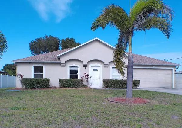 4226 SW Ragen Street, Port St Lucie, FL 34953