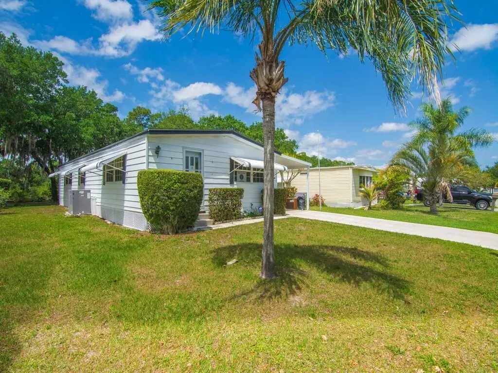 139 Camino Del Rio, Port Saint Lucie, FL 34952 - Image #1