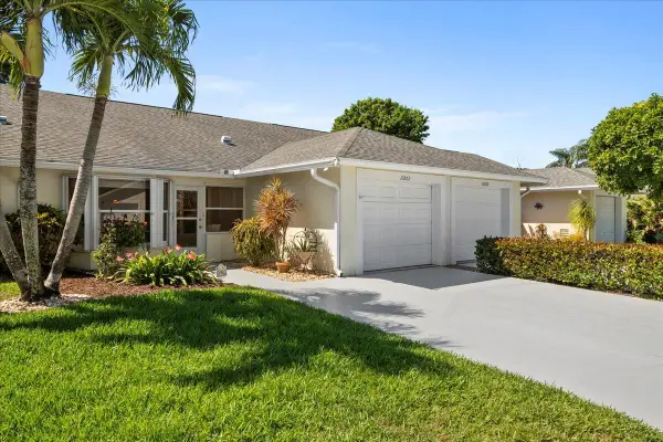 10862 SE Sea Pines Circle, Hobe Sound, FL 33455