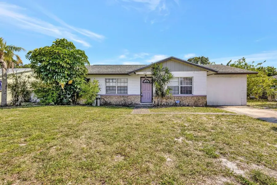 107 Gotham Drive, Fort Pierce, FL 34946 - Image #2
