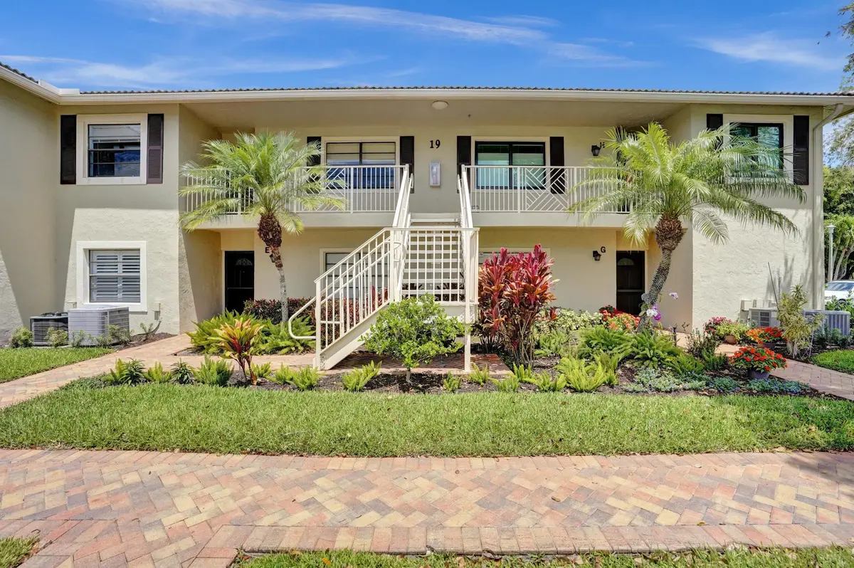 19 Stratford Drive #F, Boynton Beach, FL 33436 - Image #1