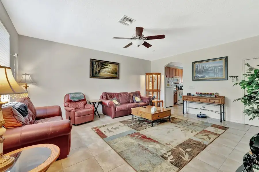 2061 SE Glen Ridge Drive, Port Saint Lucie, FL 34952 - Image #3
