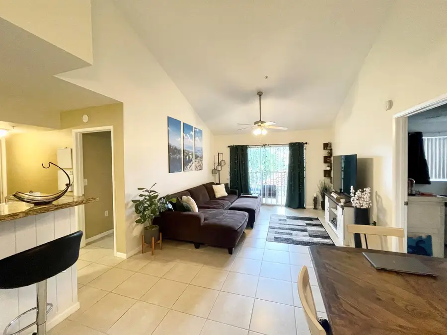 7912 Sonoma Springs Circle #201, Lake Worth, FL 33463 - Image #2