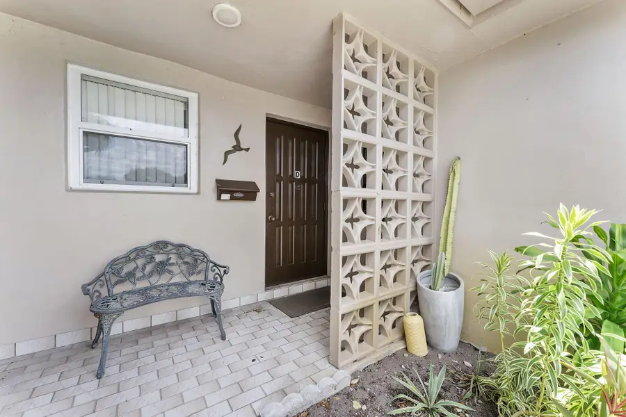 1347 NE High Point Way Way Ne #D, Delray Beach, FL 33445 - Image #3