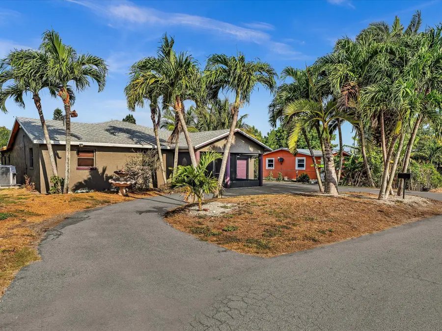 455 Janice Avenue, South Bay, FL 33493 - Image #3