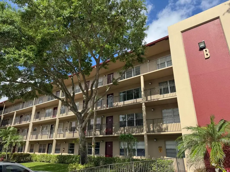 850 SW 133rd Terrace #315b, Pembroke Pines, FL 33027 - Image #2