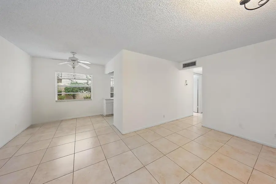 869 Flanders S, Delray Beach, FL 33484 - Image #2