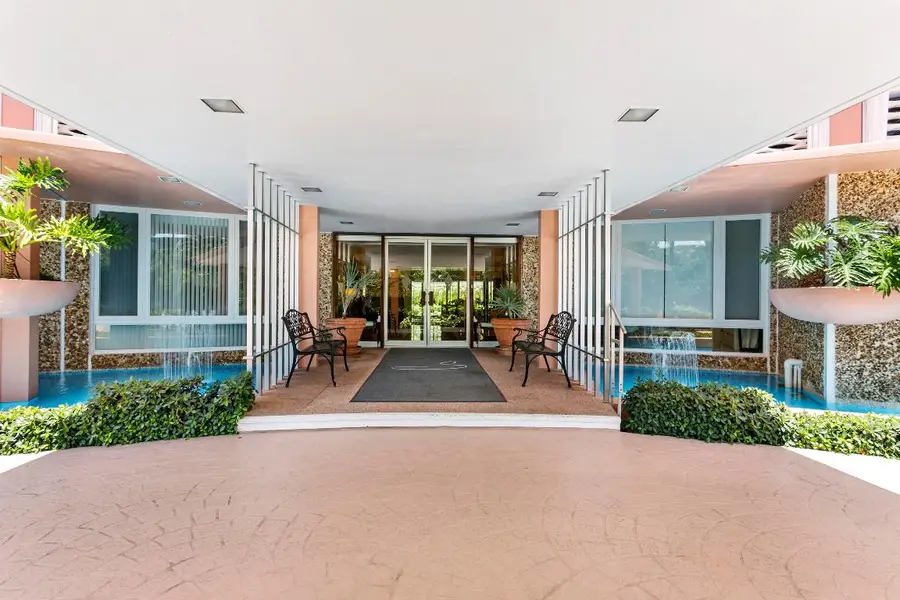 315 S Lake Drive #3f, Palm Beach, FL 33480 - #2