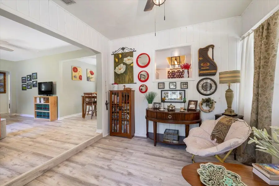 2001 Delmar Avenue, Vero Beach, FL 32960 - Image #2