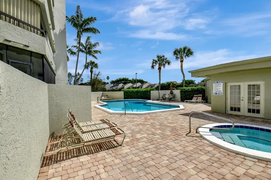 6372 La Costa Drive #302, Boca Raton, FL 33433 - Image #2