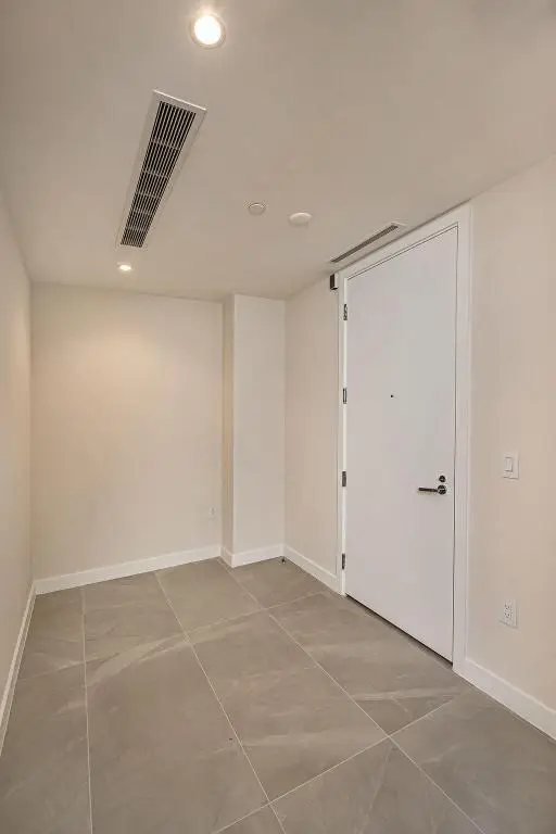 220 SE Mizner Boulevard #204, Boca Raton, FL 33432 - Image #3