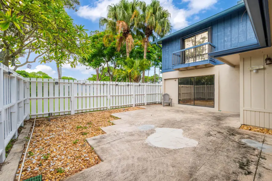 4643 Holly Lake Drive, Lake Worth, FL 33463 - Image #2