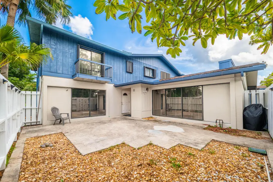 4643 Holly Lake Drive, Lake Worth, FL 33463 - Image #3