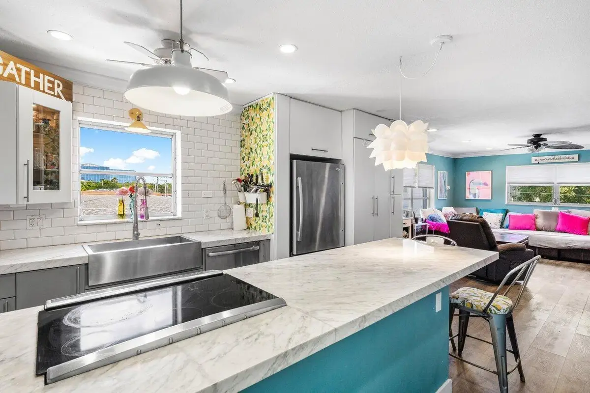 515 S Crescent Drive #302, Hollywood, FL 33021 - Image #1