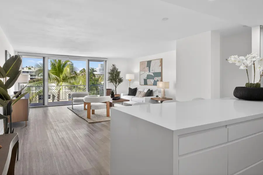 354 Chilean Avenue #4d, Palm Beach, FL 33480 - Image #3